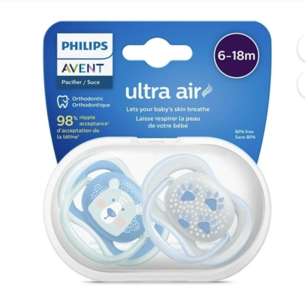 NWT-Philips Avent Ultra Air Pacifier 6-18 Months Whale/Paw Print Design